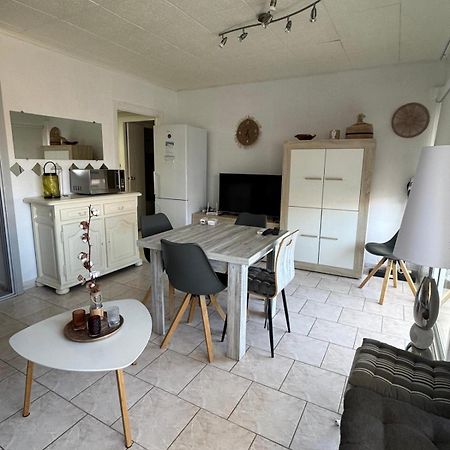 Appartement Premiere Ligne De Mer Avec Piscine Росес Екстер'єр фото